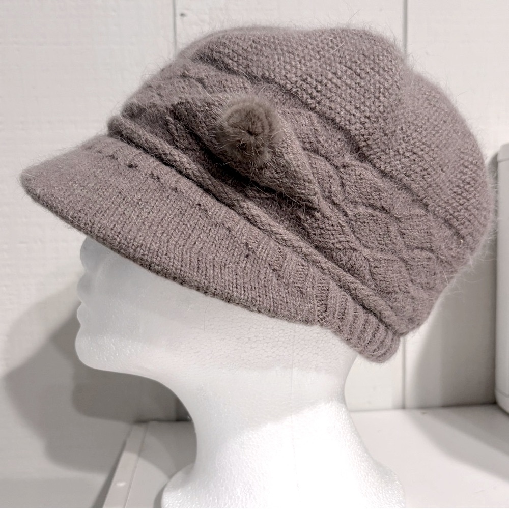 Women’s lavender beanie cap hat brim